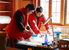 <b>2号站登陆怎么选在广州的搬家公司搬才好</b>