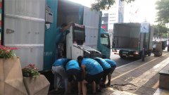 <b>2号站登陆深圳搬家工人的压抑与苦闷-</b>