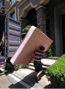 <b>2号站东莞搬家公司找帮德运搬迁更加省钱</b>